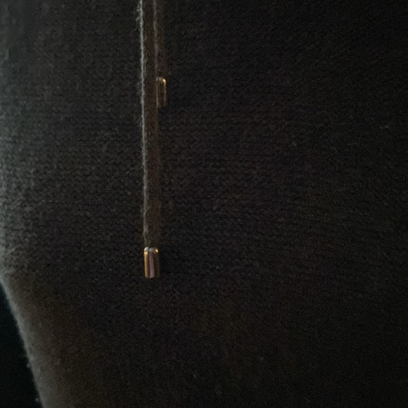 Harper lane Gray hooded sweater with pockets grommet details size M - Picture 4 of 13